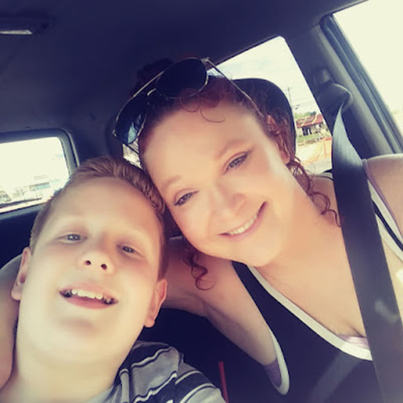 Meet your Posher, Carolyn lafollette - Picture 1 of 1